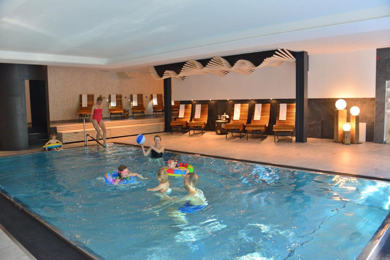 Desná Montanie Resort מראה חיצוני תמונה